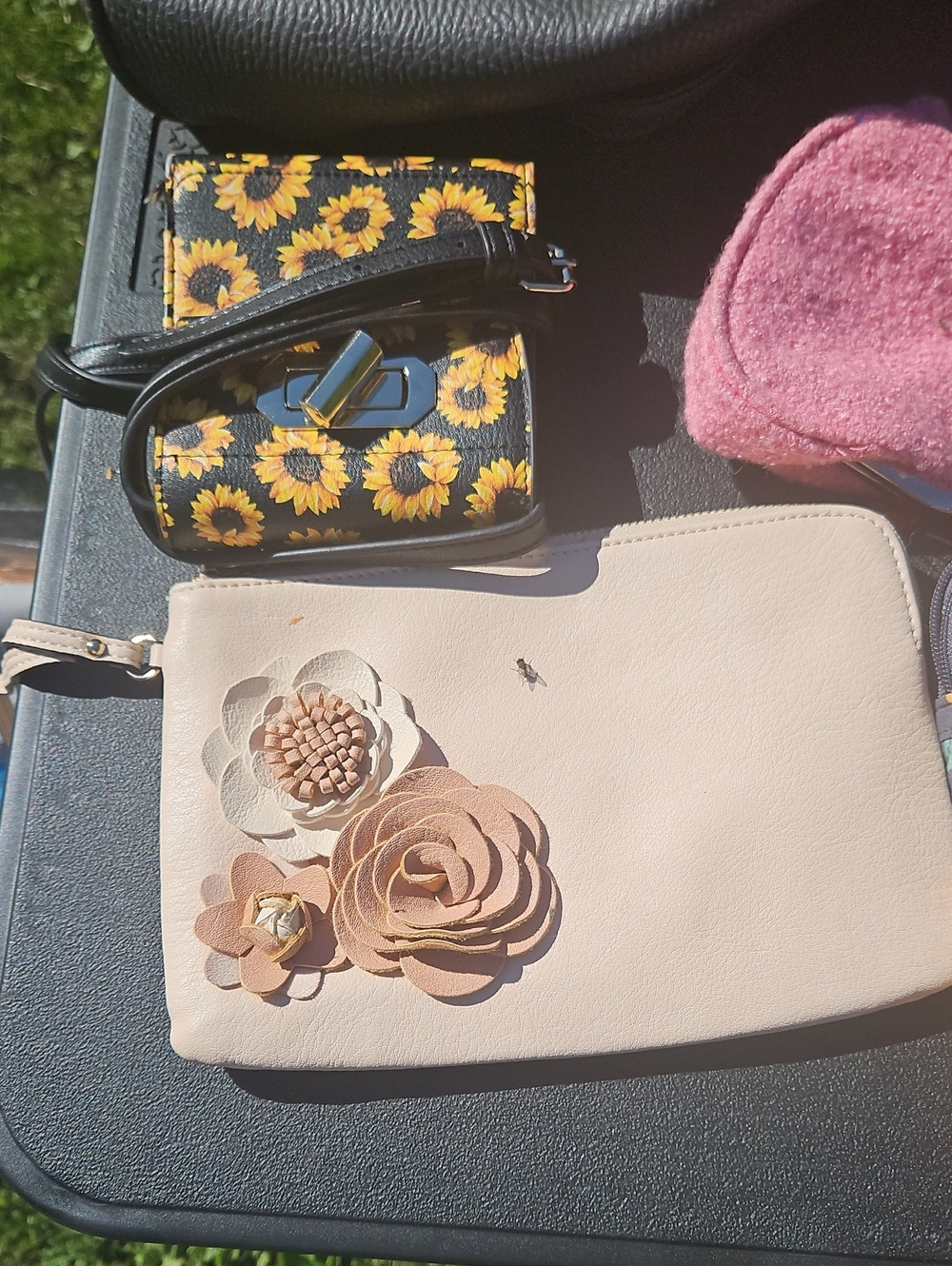 Multiple Bags - Picture 8 of 9